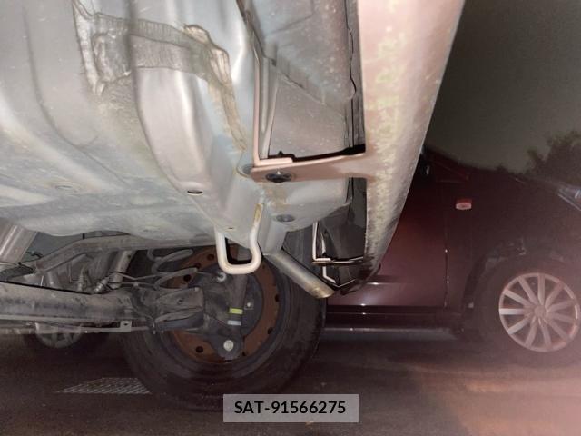 Daihatsu TANTO 2017-09 8873515-6
