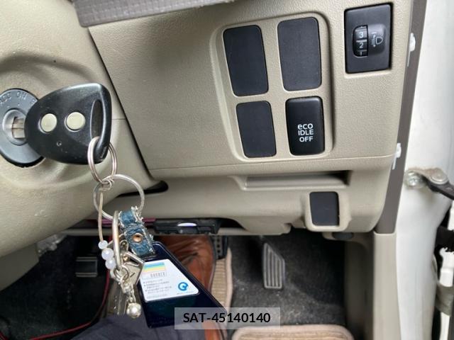 Daihatsu TANTO 2013-05 8873560-18
