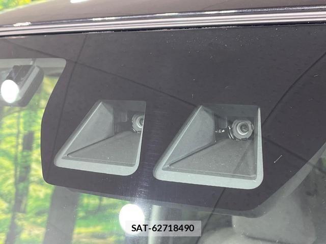 Daihatsu TANTO 2022-10 8873670-4