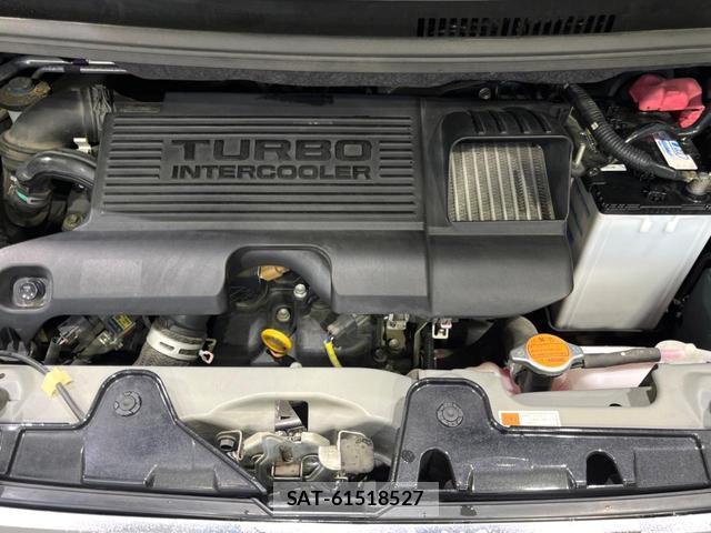 Daihatsu TANTO 2017-04 8873954-17