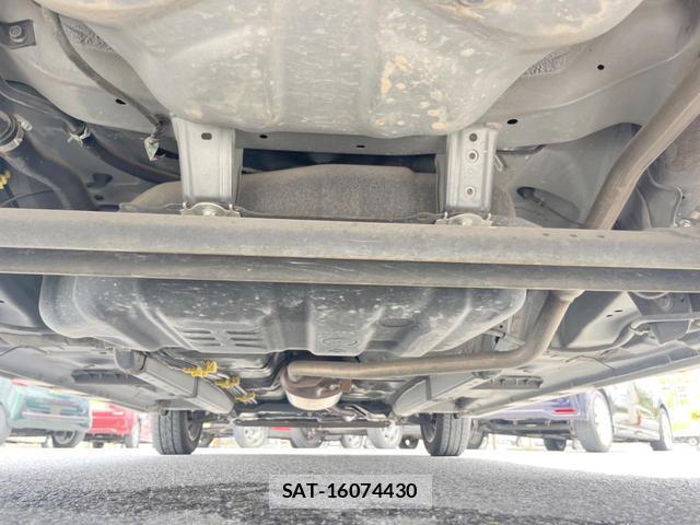 Daihatsu TANTO 2018-09 8874131-19