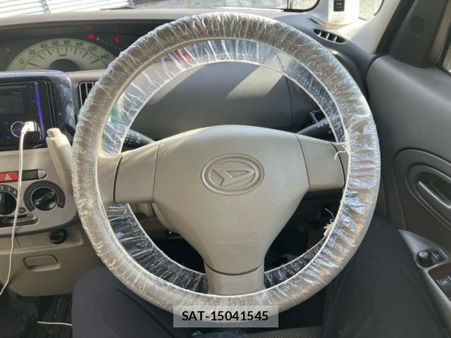 Daihatsu TANTO 2010-07 8874363-11