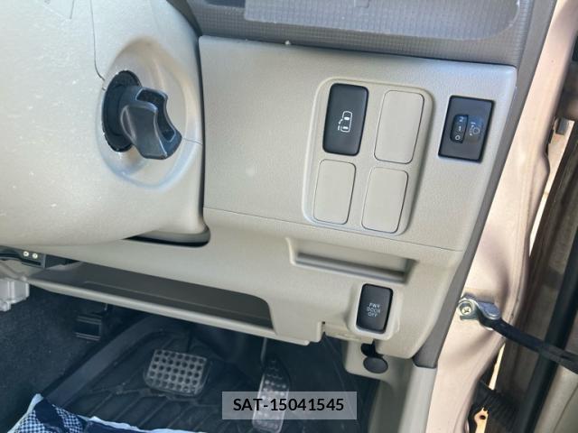 Daihatsu TANTO 2010-07 8874363-6