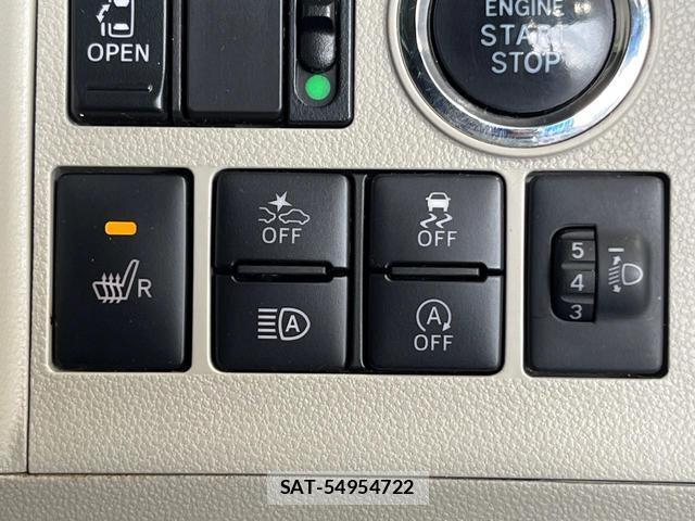 Daihatsu TANTO 2018-04 8874624-5