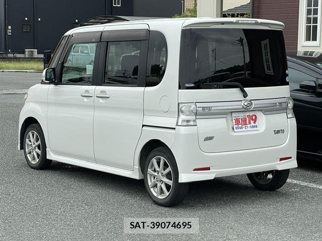 Daihatsu TANTO 2012-05 8874827-1