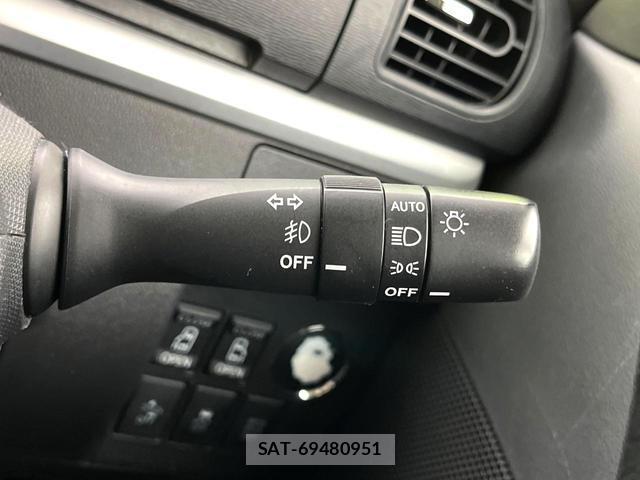 Daihatsu TANTO 2014-03 8875030-5