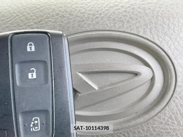 Daihatsu TANTO 2009-04 8875157-7