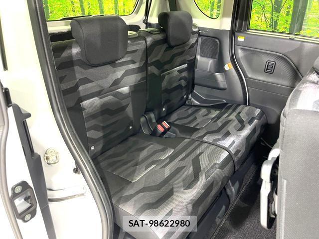 Daihatsu TANTO 2023-08 8875188-9