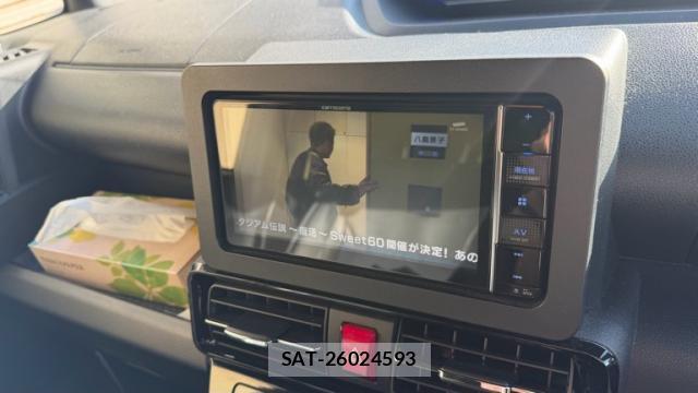 Daihatsu TANTO 2022-11 8875491-14