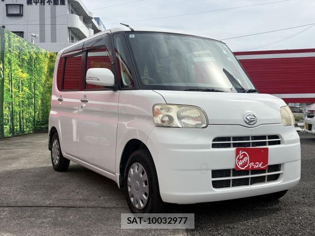 Daihatsu TANTO 2009-09 8875546-11