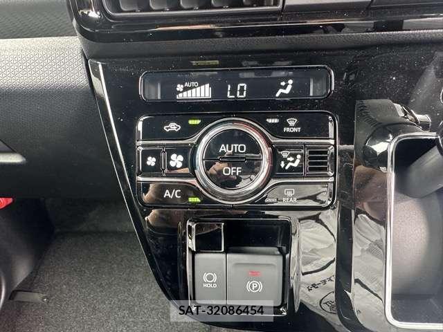 Daihatsu TANTO 2025-11 8875601-7