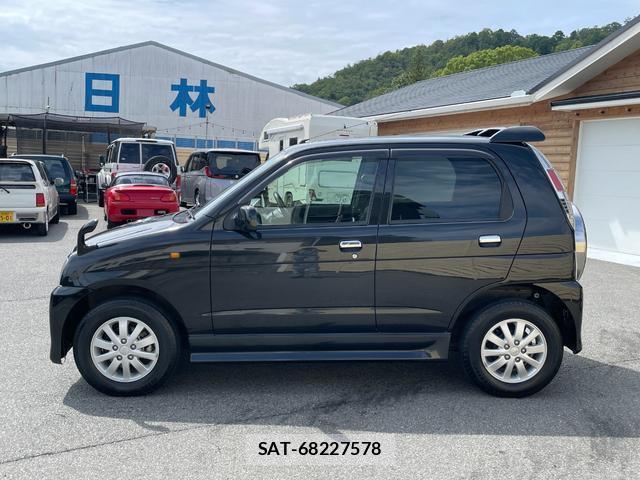 Daihatsu TERIOS KID 2012-04 8874861-4