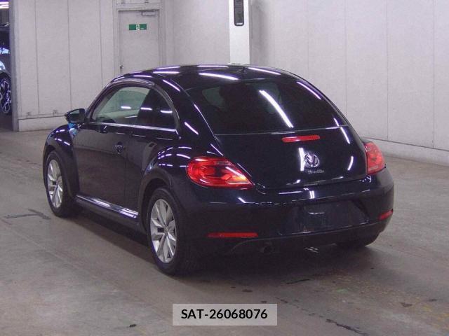 VolksWagen THE BEETLE 2014-03 8874762-1