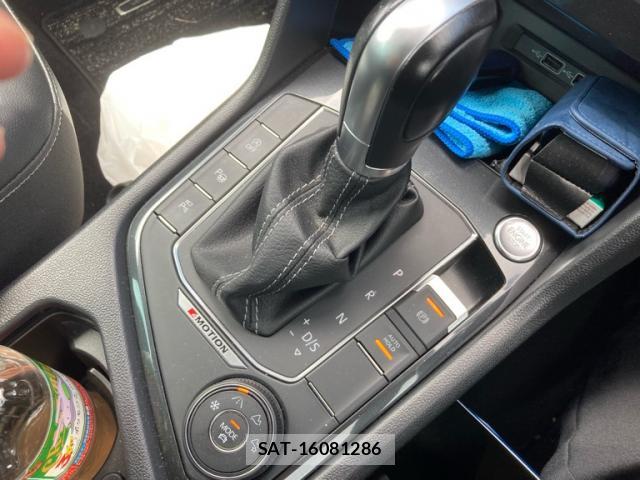 VolksWagen TIGUAN 2018-12 8874684-14