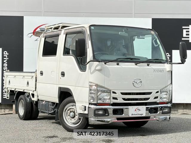 Mazda TITAN 2015-10 8875534-3