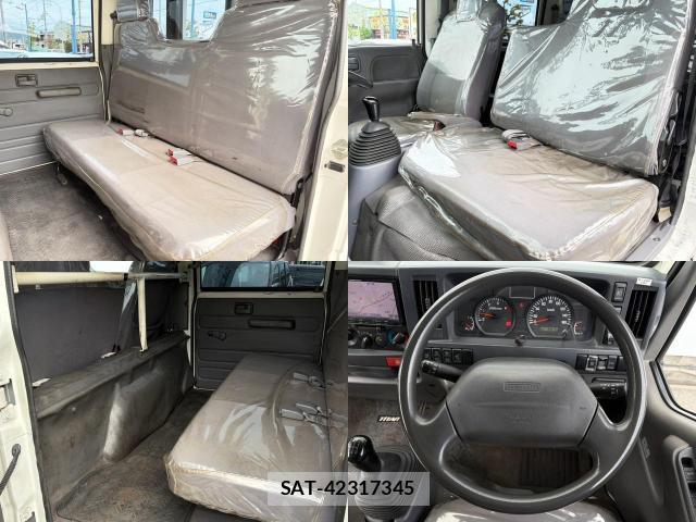 Mazda TITAN 2015-10 8875534-6