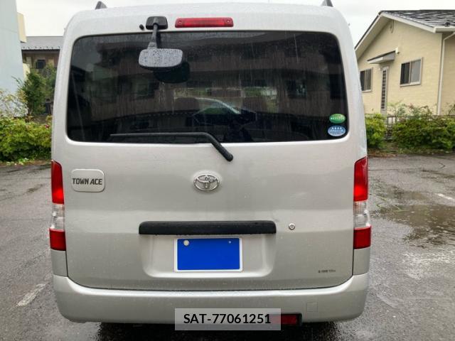 Toyota TOWNACE VAN 2014-08 8872723-12