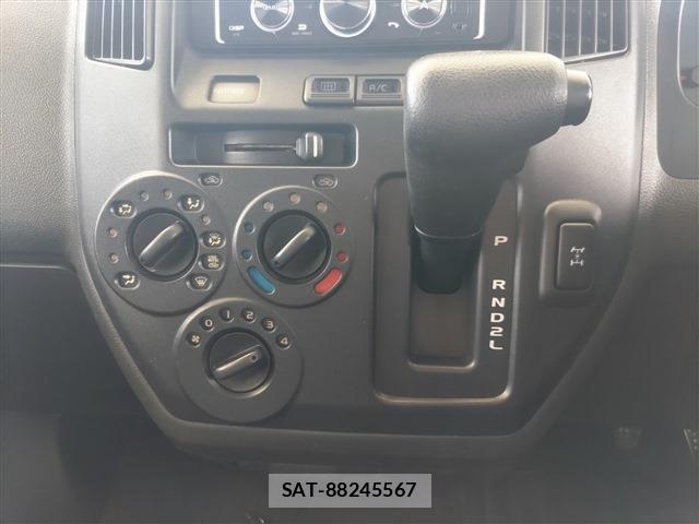 Toyota TOWNACE VAN 2010-12 8874217-14