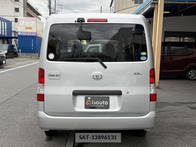 Toyota TOWNACE VAN 2016-07 8874662-11