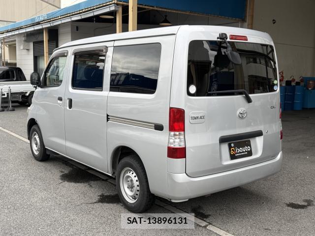 Toyota TOWNACE VAN 2016-07 8874662-12