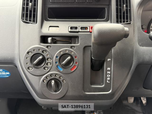 Toyota TOWNACE VAN 2016-07 8874662-15