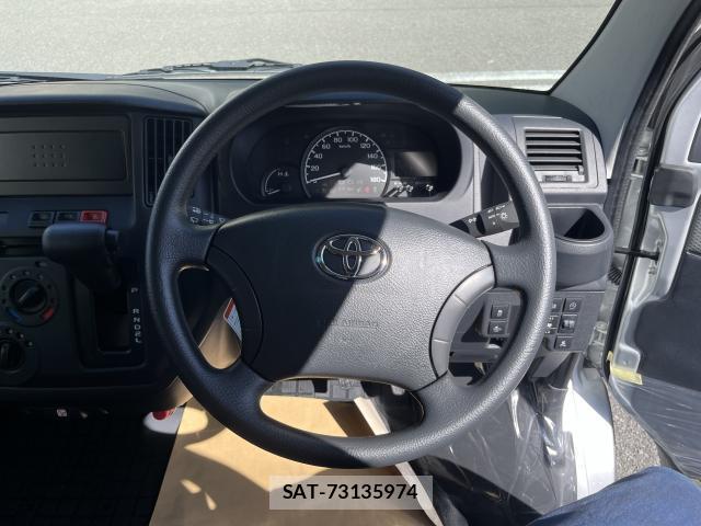 Toyota TOWNACE VAN 2025-08 8875832-17