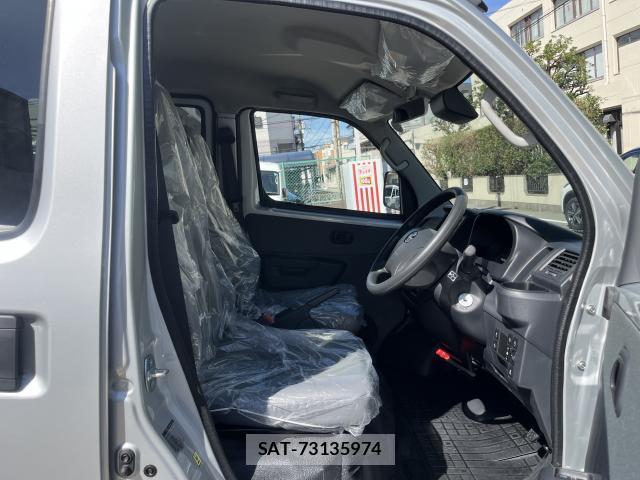 Toyota TOWNACE VAN 2025-08 8875832-5