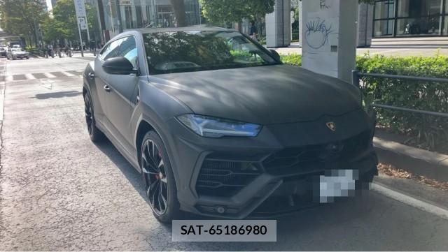 Lamborghini URUS 2023-02 8874457-11