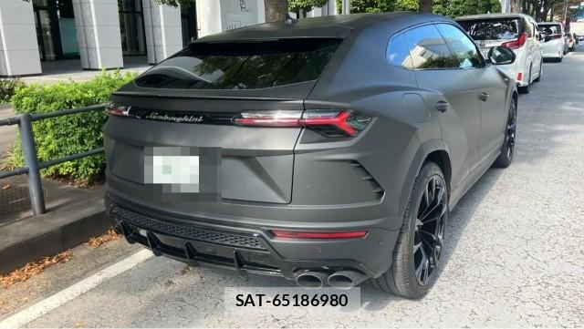 Lamborghini URUS 2023-02 8874457-12