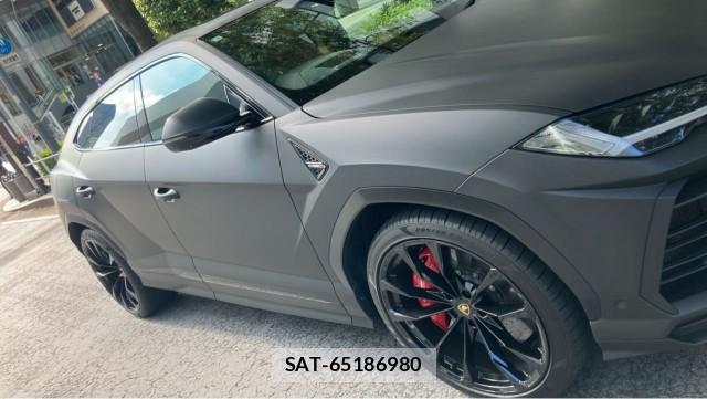 Lamborghini URUS 2023-02 8874457-3