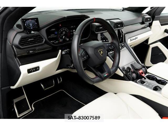 Lamborghini URUS 2023-09 8874701-10