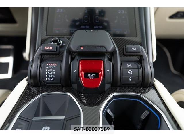 Lamborghini URUS 2023-09 8874701-19