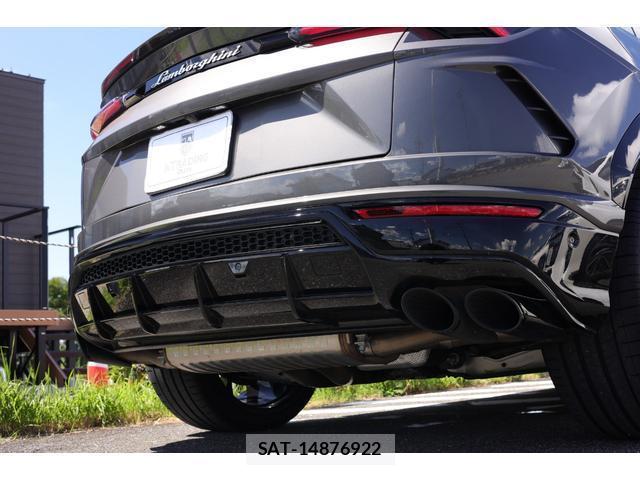 Lamborghini URUS 2022-11 8875720-11