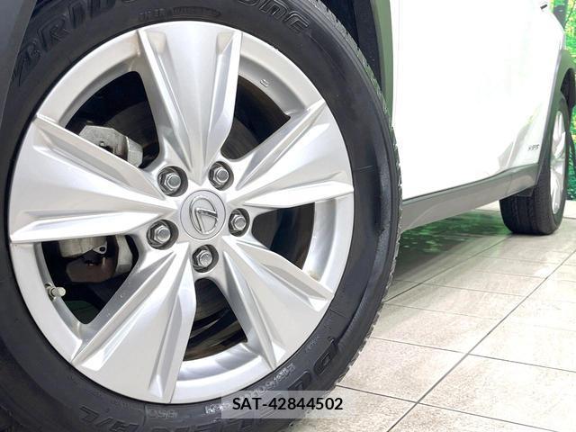 Lexus UX 2021-08 8873121-14
