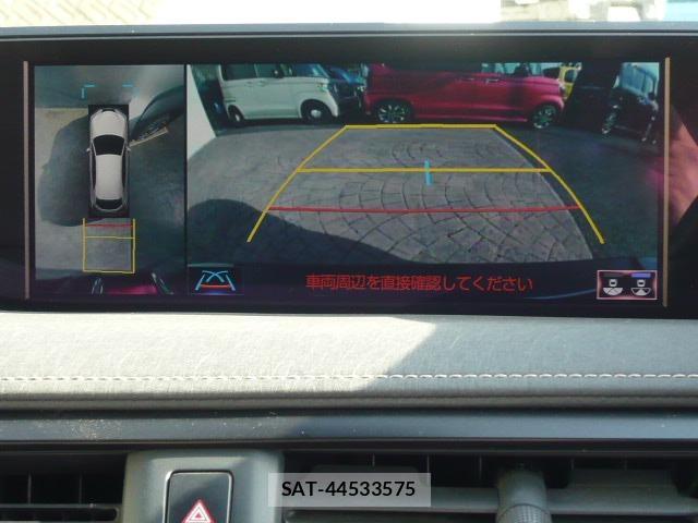 Lexus UX 2019-03 8873845-4