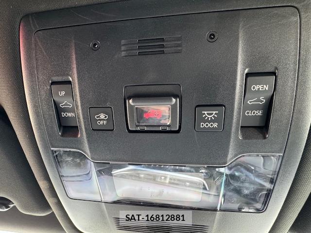 Lexus UX 2019-01 8873848-1