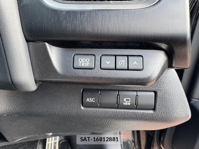 Lexus UX 2019-01 8873848-11