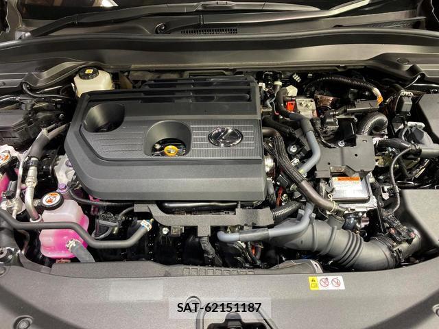 Lexus UX 2025-02 8874713-17