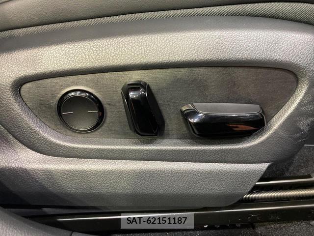 Lexus UX 2025-02 8874713-5