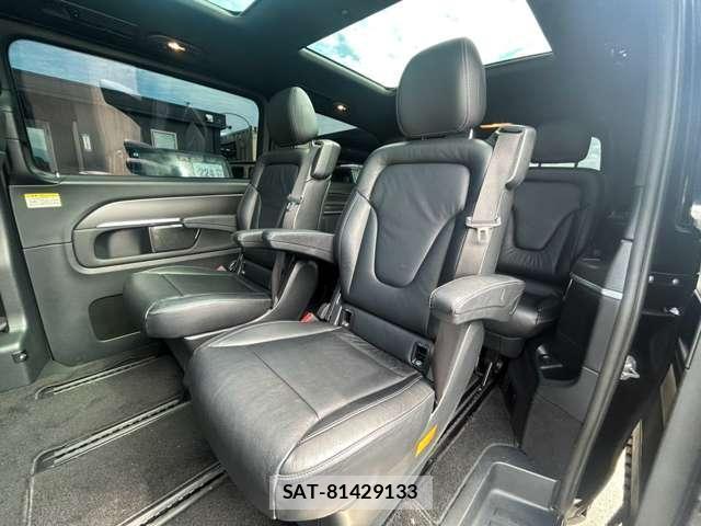 Mercedes Benz V-CLASS 2017-07 8875002-15
