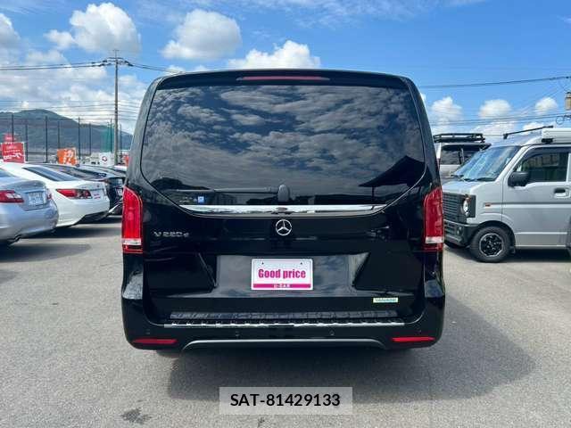 Mercedes Benz V-CLASS 2017-07 8875002-4
