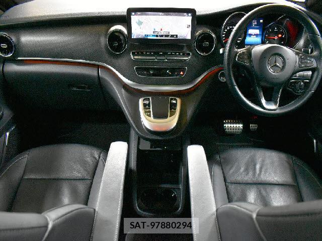 Mercedes Benz V-CLASS 2021-01 8875710-1