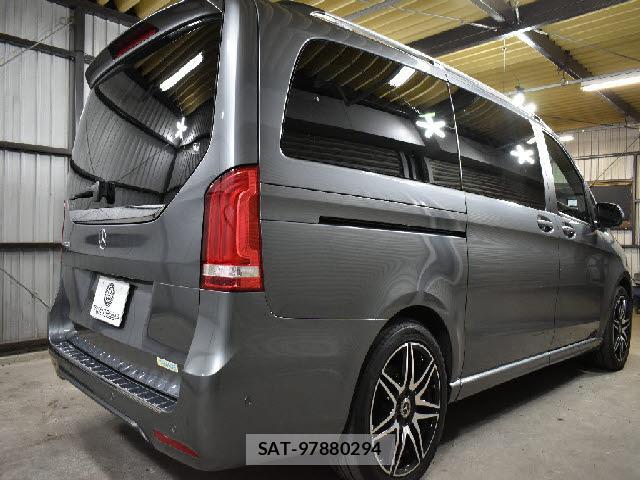 Mercedes Benz V-CLASS 2021-01 8875710-2