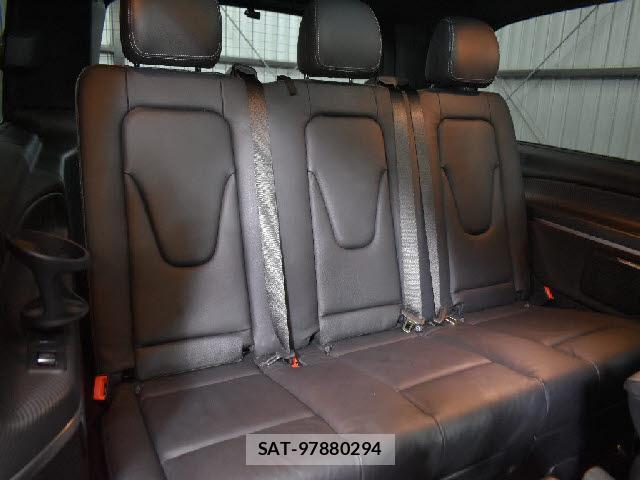 Mercedes Benz V-CLASS 2021-01 8875710-9