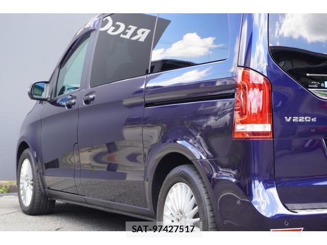 Mercedes Benz V-CLASS 2017-05 8875860-12