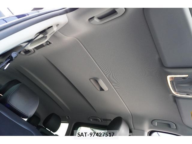 Mercedes Benz V-CLASS 2017-05 8875860-15