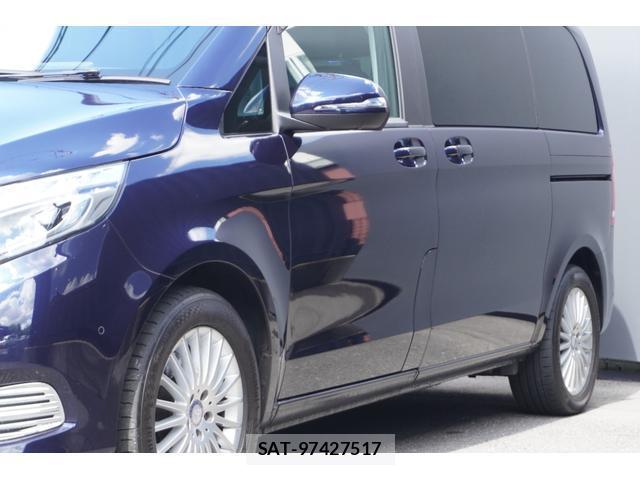 Mercedes Benz V-CLASS 2017-05 8875860-3