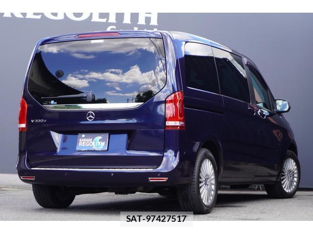 Mercedes Benz V-CLASS 2017-05 8875860-7