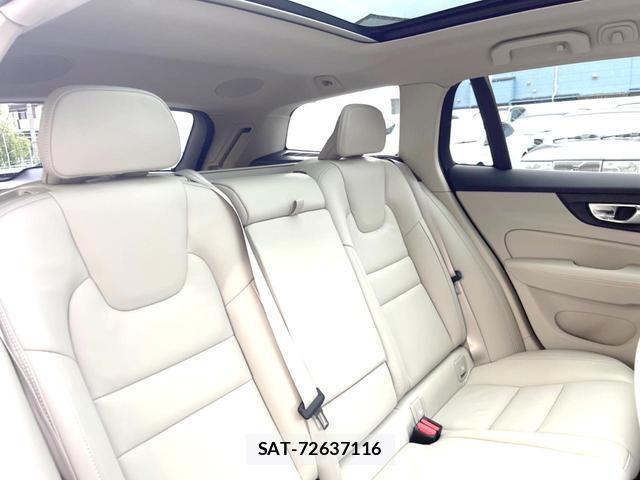 Volvo V60 2022-10 8873237-11