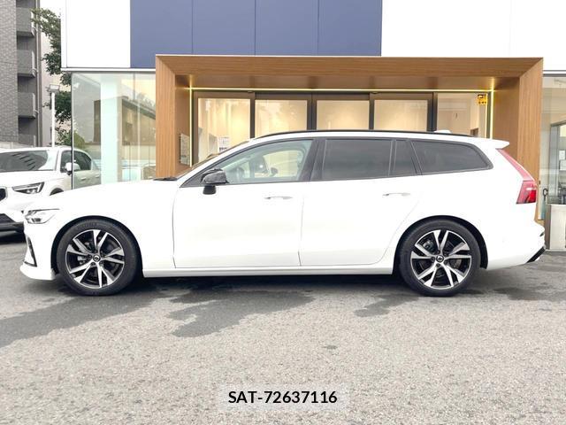 Volvo V60 2022-10 8873237-16